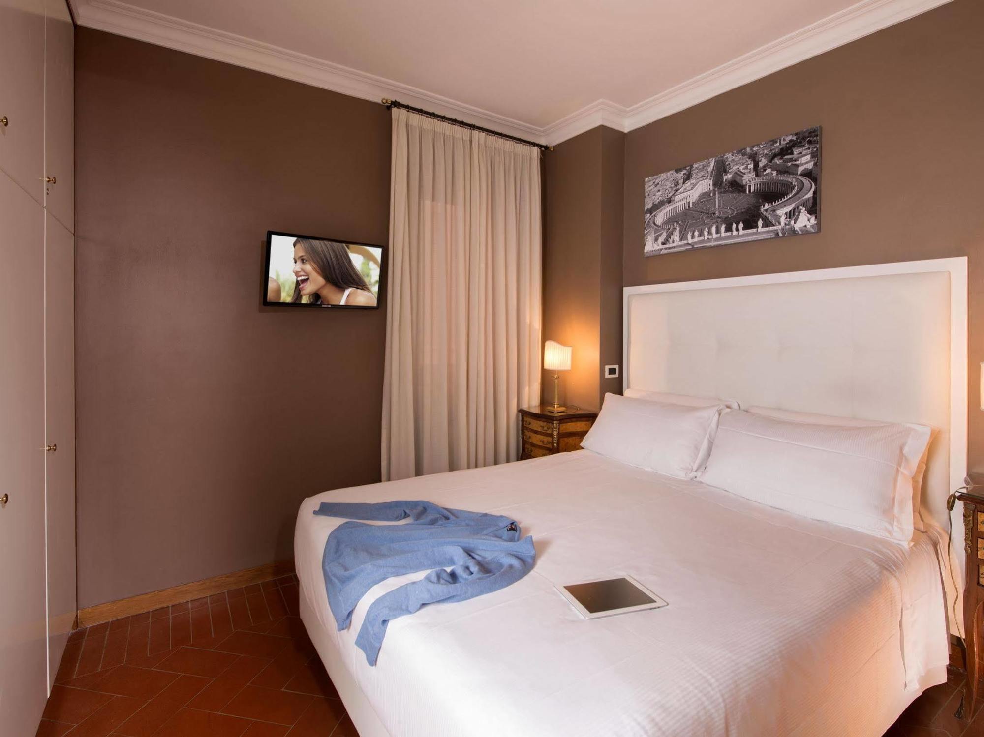 Astrid Roma Suites Ngoại thất bức ảnh