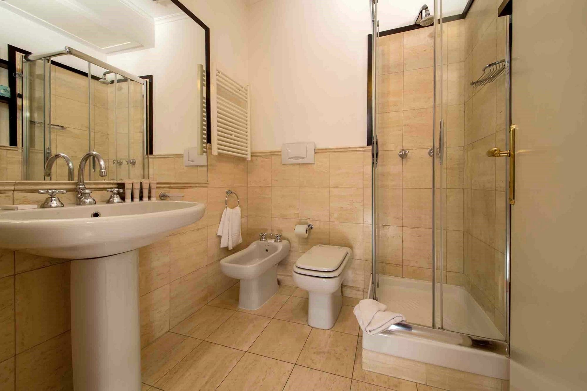 Astrid Roma Suites Ngoại thất bức ảnh